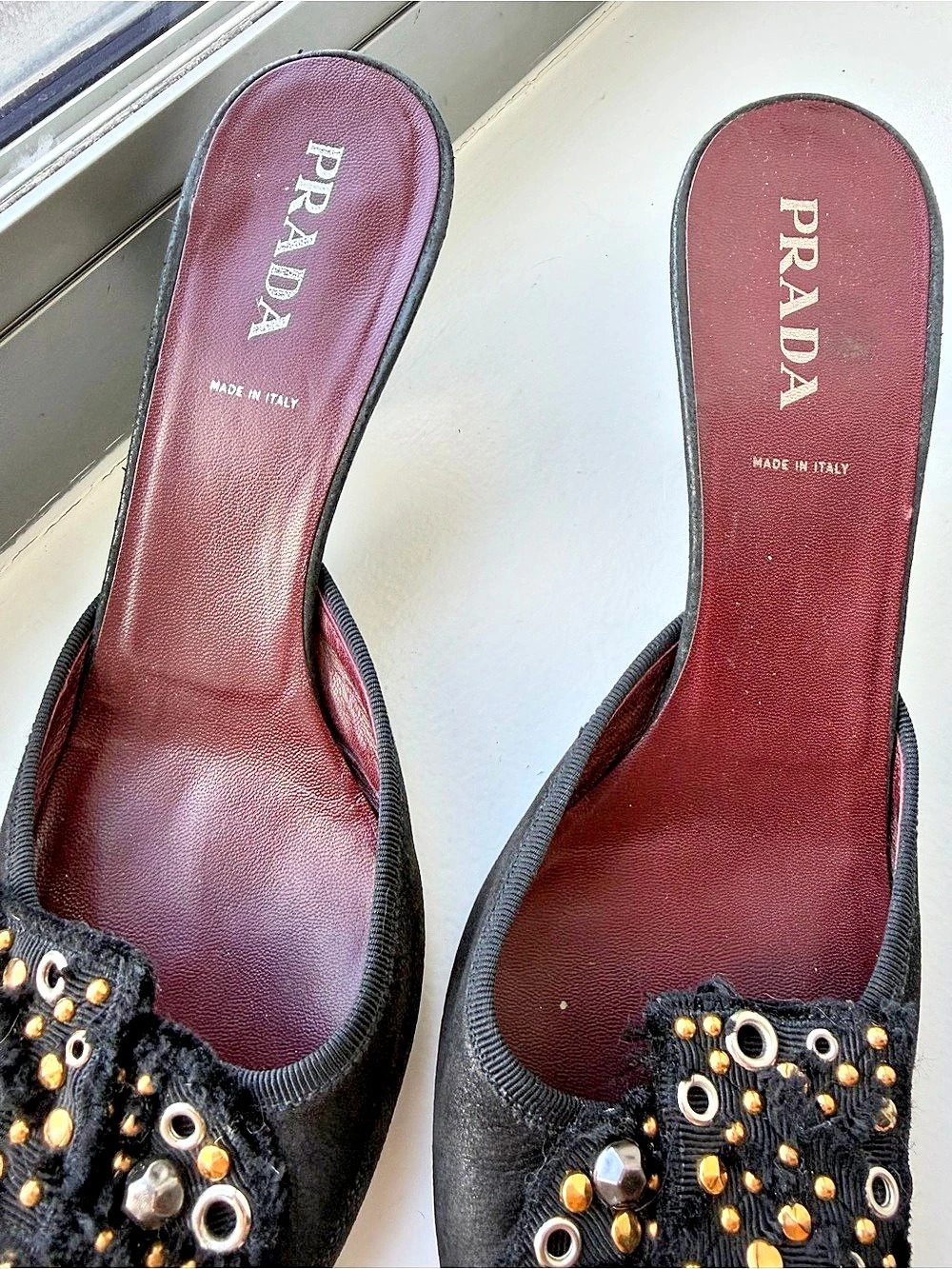Rare Vintage Prada Embellished Pointed-Toe Mules in Black 39.5 - Picture 5 of 9